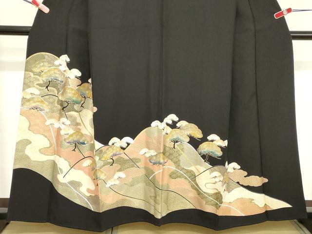 平和屋着物■豪華黒留袖　駒刺繍　重ね山松文　暈し染め　金彩　正絹　逸品　DABB8791cd