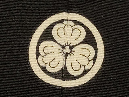 平和屋着物■豪華黒留袖　駒刺繍　重ね山松文　暈し染め　金彩　正絹　逸品　DABB8791cd