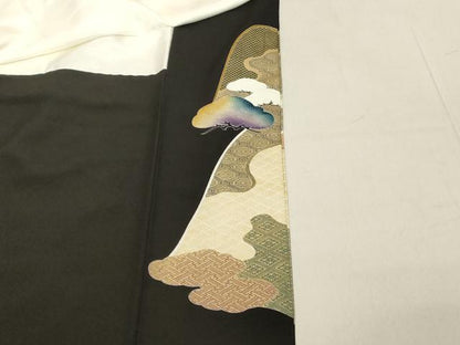 平和屋着物■豪華黒留袖　駒刺繍　重ね山松文　暈し染め　金彩　正絹　逸品　DABB8791cd