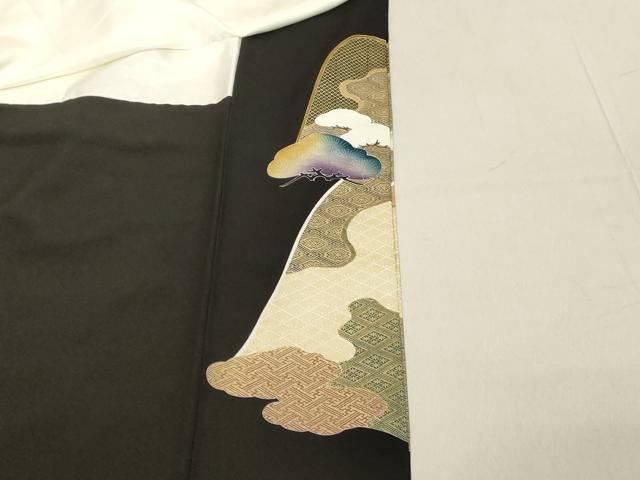 平和屋着物■豪華黒留袖　駒刺繍　重ね山松文　暈し染め　金彩　正絹　逸品　DABB8791cd