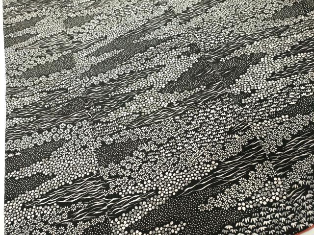 平和屋着物■上質な小紋 舞花文 黒地 正絹 逸品 DABB8832cd