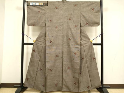平和屋着物●本場大島紬　古代染色純泥染　9マルキ　枝花文　牧絹織物謹製　証紙付き　正絹　逸品　未使用　DABB9647du