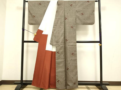 平和屋着物●本場大島紬　古代染色純泥染　9マルキ　枝花文　牧絹織物謹製　証紙付き　正絹　逸品　未使用　DABB9647du