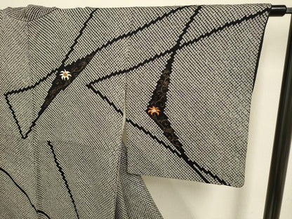 平和屋着物●訪問着 絞り 刺繍 洋花文 黒地 金彩 鈴乃屋扱い 正絹 逸品 DABB9693du