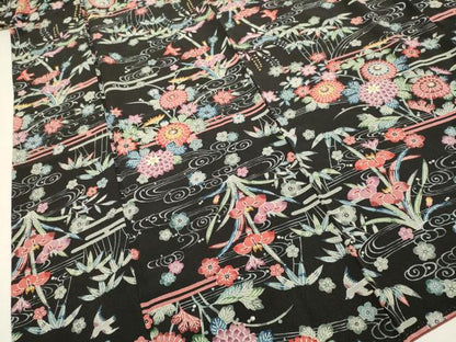 平和屋着物●上質な小紋　型染　流水花鳥文　松竹梅　黒地　正絹　逸品　DABB9695du