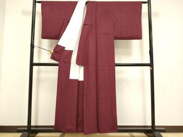 平和屋着物●京加賀友禅　百貫達雄監修　色無地　花松地紋　バーガンディー色　正絹　逸品　DABB9703du