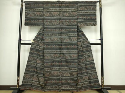 平和屋着物■上質な紬 花唐草文 黒地 正絹 逸品 DABC0267sf