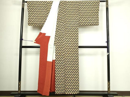 平和屋着物■上質な小紋 舞花文 黒地 正絹 逸品 DABC0427sf