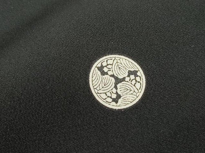 平和屋着物■豪華黒留袖 駒刺繍 扇面花鳥松文 金彩 正絹 逸品 DABC0841qa