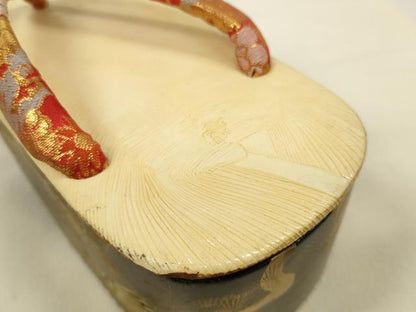 平和屋着物[]和装小物　子供　ぽっくり下駄　こっぽり・おこぼ下駄　畳表　金蒔絵　群れ鶴松文　箱付き　逸品　DABC1279zzz