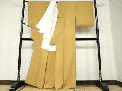 平和屋着物●上質な色無地 黄朽葉色 正絹 逸品 DABC2012ud