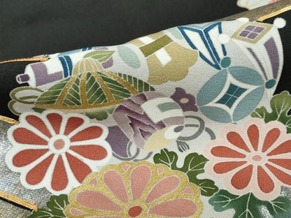 平和屋着物●豪華黒留袖　作家物　駒刺繍　束ね熨斗花鳥文　金銀彩　仮絵羽　正絹　逸品　未使用　DABC2033ud