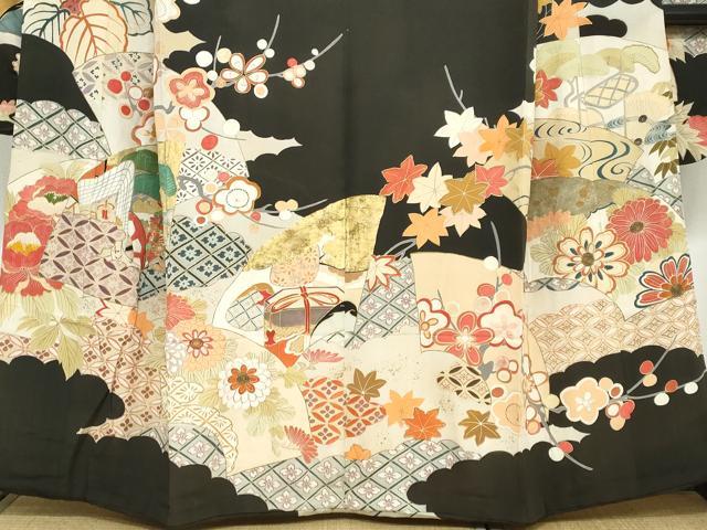 平和屋着物●アンティーク　大正ロマン　振袖　駒刺繍　雲取り御所車草花文　黒地　金彩　逸品　DABC2038ud
