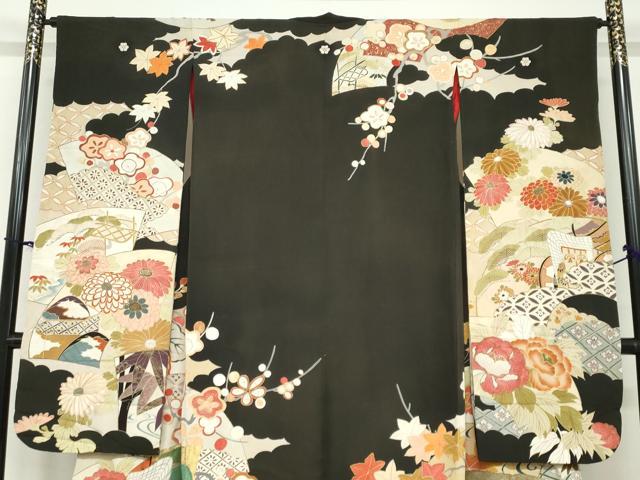 平和屋着物●アンティーク　大正ロマン　振袖　駒刺繍　雲取り御所車草花文　黒地　金彩　逸品　DABC2038ud