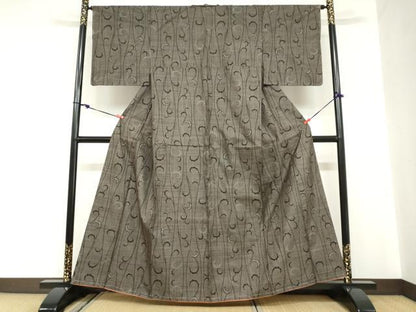 平和屋着物●本場大島紬　7マルキ　唐草文　正絹　逸品　未使用　DABC2046ud