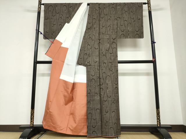 平和屋着物●本場大島紬　7マルキ　唐草文　正絹　逸品　未使用　DABC2046ud