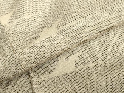 平和屋着物●本塩沢　110亀甲　飛鶴文　正絹　逸品　DABC2077ud