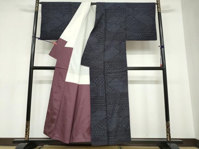 平和屋着物●本場結城紬　重要無形文化財　80亀甲　切嵌亀甲文　正絹　逸品　DABC2080ud