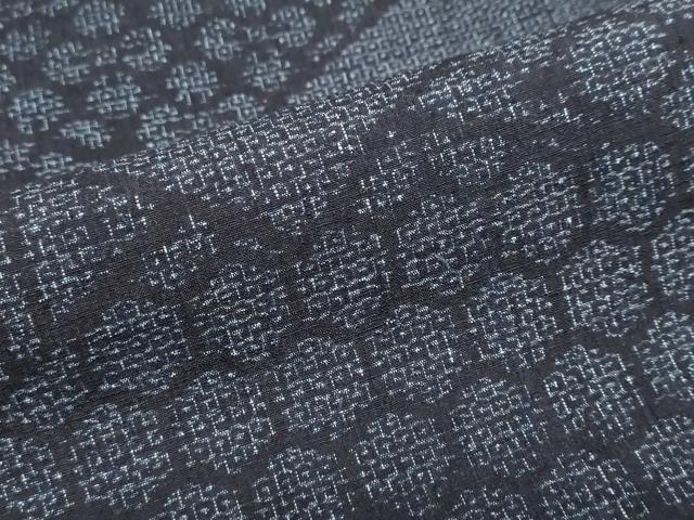 平和屋着物●本場結城紬　重要無形文化財　80亀甲　切嵌亀甲文　正絹　逸品　DABC2080ud