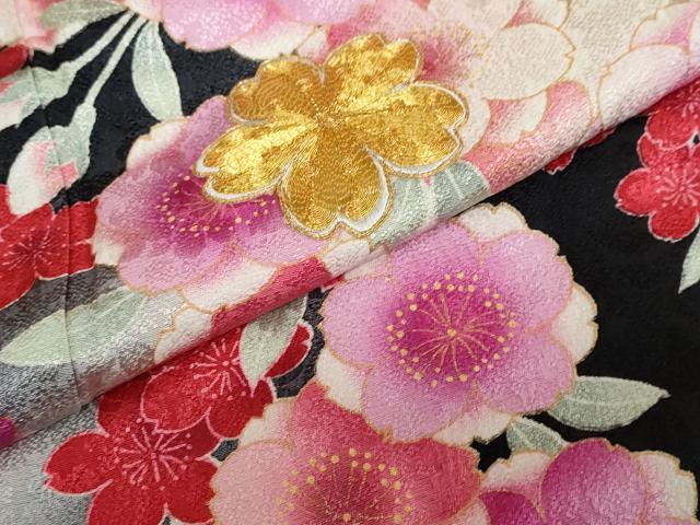 平和屋着物●豪華振袖 駒刺繍 草花文 黒地 金彩 正絹 逸品 DABC2114ud