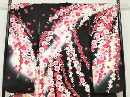 平和屋着物●豪華振袖 駒刺繍 草花文 黒地 金彩 正絹 逸品 DABC2122ud