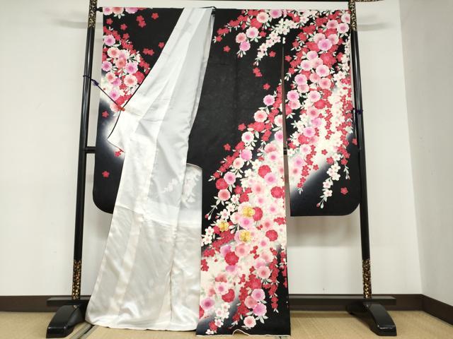 平和屋着物●豪華振袖 駒刺繍 草花文 黒地 金彩 正絹 逸品 DABC2122ud