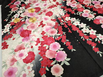 平和屋着物●豪華振袖 駒刺繍 草花文 黒地 金彩 正絹 逸品 DABC2122ud