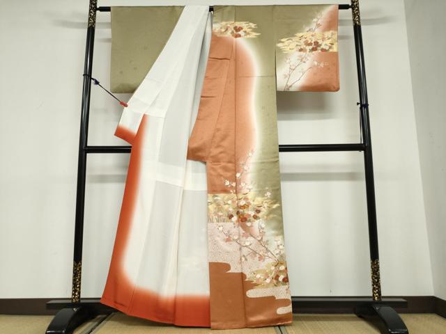 平和屋着物●十日町老舗ブランド 吉澤友禅 吾妻徳穂 訪問着 駒刺繍 雲取り草花文 金彩 正絹 逸品 DABC2124ud