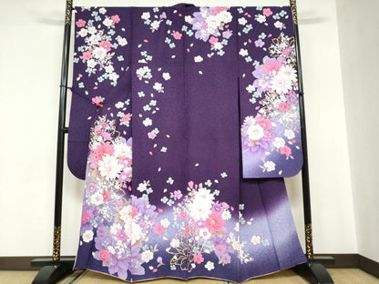 平和屋着物●豪華振袖 草花文 金銀彩 銀通し地 正絹 逸品 DABC2126ud