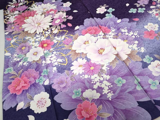 平和屋着物●豪華振袖 草花文 金銀彩 銀通し地 正絹 逸品 DABC2126ud