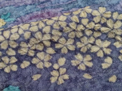 平和屋着物●訪問着　朧染め　重ね絞り　雲取り草花文　金通し地　正絹　逸品　DABC2190ud