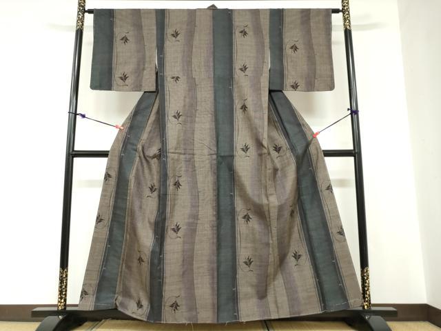 平和屋着物●本場大島紬　9マルキ　洋花文　正絹　逸品　未使用　DABC2230ud