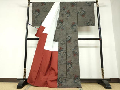 平和屋着物●本場大島紬　9マルキ　草花文　正絹　逸品　DABC2246ud