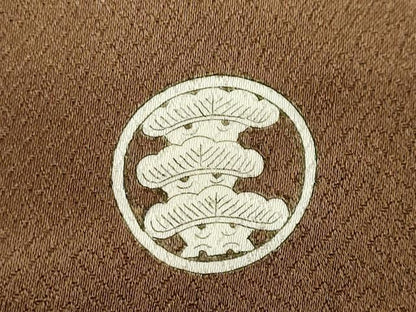 平和屋着物●銀座きしや　色留袖　駒刺繍　宝尽くし草花文　金彩　正絹　逸品　DABC2257ud