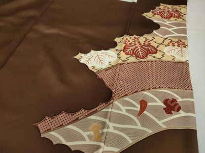 平和屋着物●銀座きしや　色留袖　駒刺繍　宝尽くし草花文　金彩　正絹　逸品　DABC2257ud