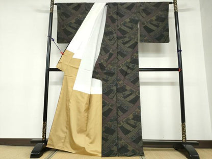 平和屋着物●結城紬　100亀甲　熨斗吉祥草花文　正絹　逸品　DABC2267ud