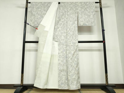 平和屋着物●本場大島紬　白大島　7マルキ　草花文　正絹　逸品　DABC2268ud