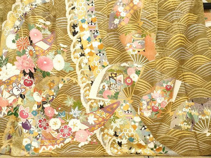 平和屋着物●豪華振袖　駒刺繍　立波扇面草花文　金彩　正絹　逸品　DABC2284ud
