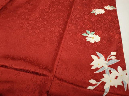 平和屋着物●豪華振袖　駒刺繍　草花文　暈し染め　金彩　銀通し地　正絹　逸品　DABC2287ud