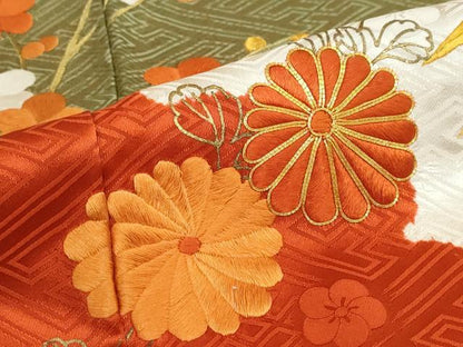 平和屋着物●豪華振袖　駒刺繍　絞り　雲取り草花文　金彩　正絹　逸品　DABC2289ud