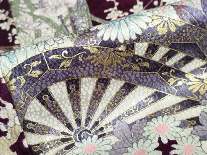 平和屋着物●小振袖　二尺袖　片輪車草花文　金彩　正絹　逸品　DABC2352ud