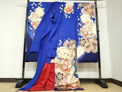 平和屋着物●豪華振袖　駒刺繍　宝尽くし草花文　暈し染め　金彩　銀通し地　仮絵羽　逸品　未使用　DABC2359ud