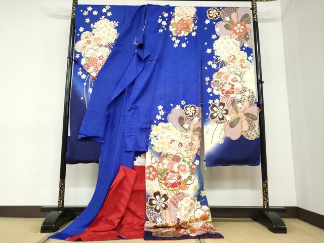 平和屋着物●豪華振袖　駒刺繍　宝尽くし草花文　暈し染め　金彩　銀通し地　仮絵羽　逸品　未使用　DABC2359ud