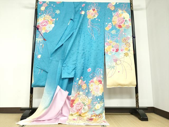 平和屋着物●豪華振袖　作家物　刺繍　草花文　暈し染め　金彩　金通し地　仮絵羽　逸品　未使用　DABC2360ud
