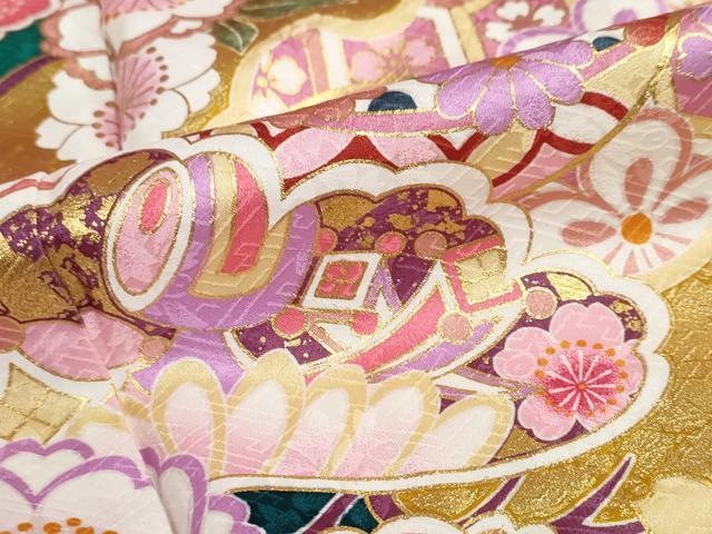 平和屋着物●豪華振袖　宝尽くし草花文　金彩　仮絵羽　逸品　未使用　DABC2362ud