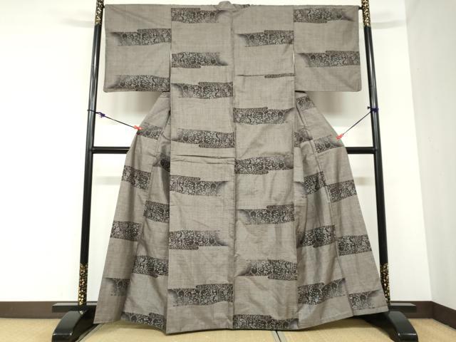 平和屋着物●本場大島紬　9マルキ　横段樹林文　正絹　逸品　DABC2388ud