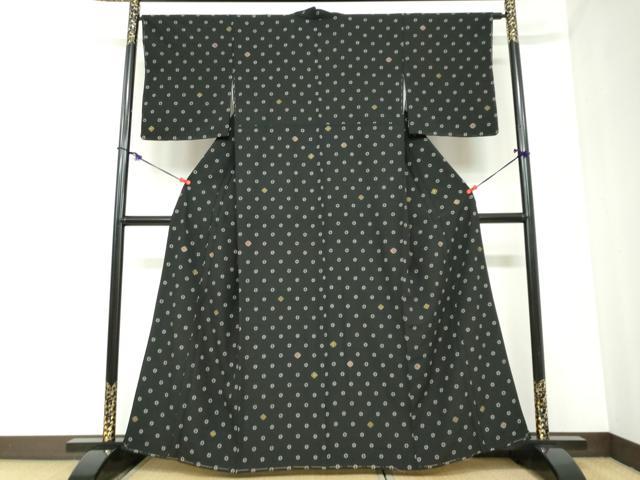平和屋着物●小紋　七宝文　黒地　金彩　洗える着物　未使用　DABC2392ud