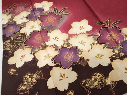 平和屋着物●豪華振袖　舞花文　暈し染め　金彩　正絹　逸品　DABC2404ud