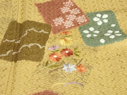 平和屋着物●訪問着　絞り　刺繍　色紙重ね草花文　金彩　正絹　逸品　DABC2426ud