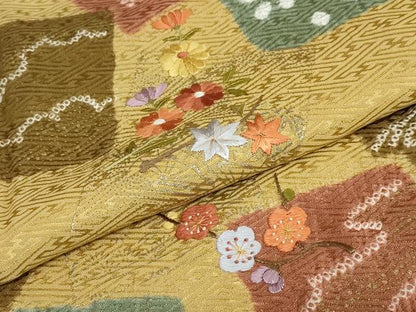 平和屋着物●訪問着　絞り　刺繍　色紙重ね草花文　金彩　正絹　逸品　DABC2426ud